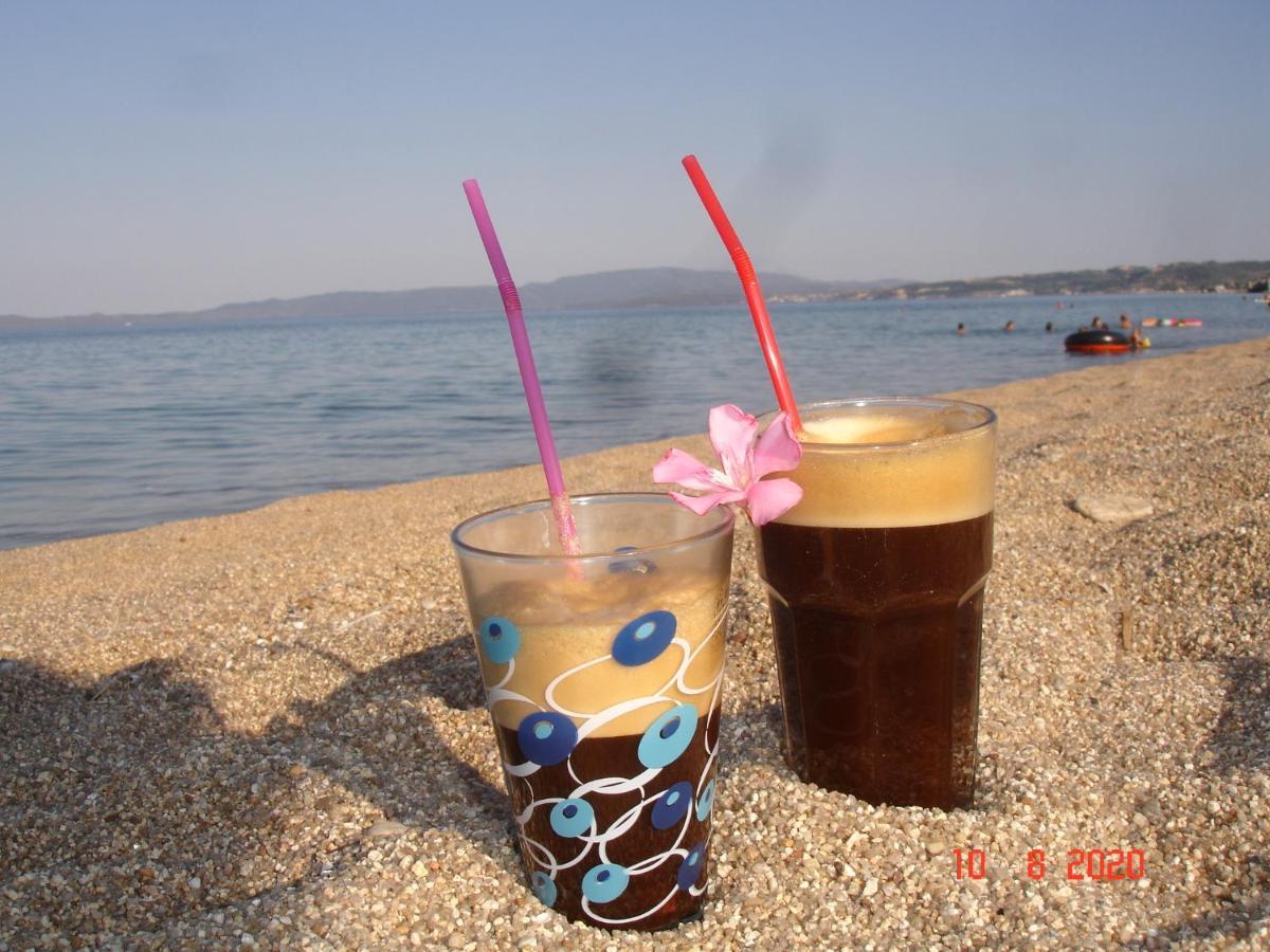 לריסוס Katevi Luxury Seafront Villa מראה חיצוני תמונה