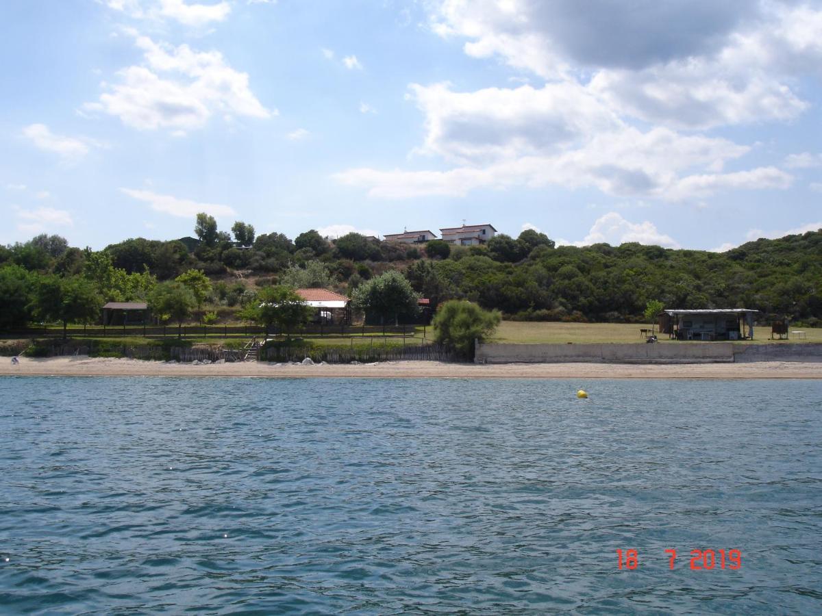 לריסוס Katevi Luxury Seafront Villa מראה חיצוני תמונה