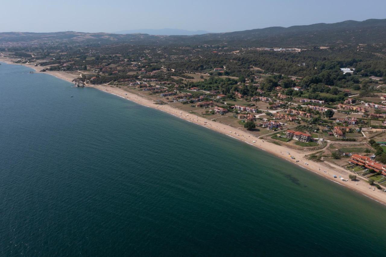 לריסוס Katevi Luxury Seafront Villa מראה חיצוני תמונה