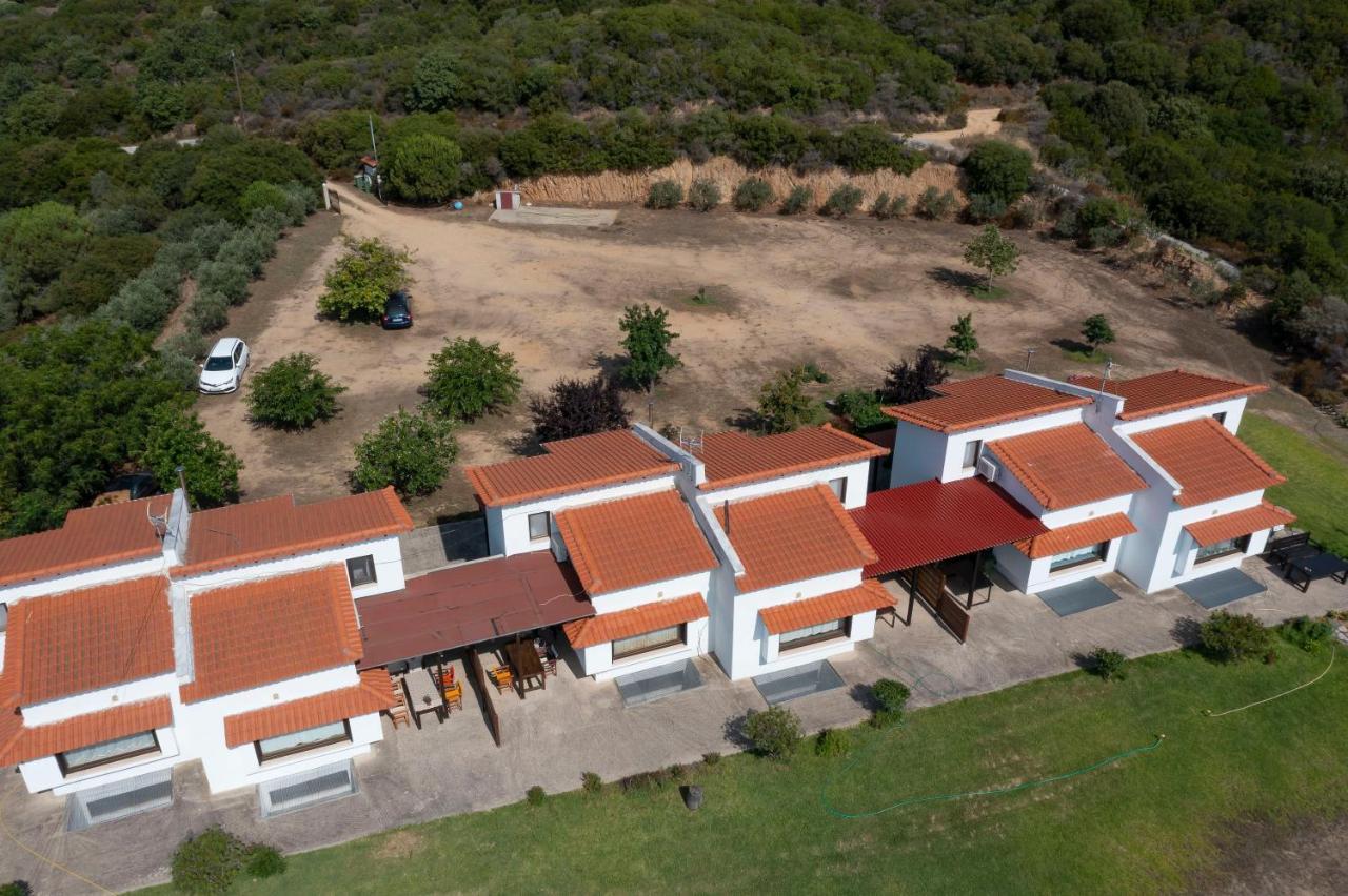 לריסוס Katevi Luxury Seafront Villa מראה חיצוני תמונה